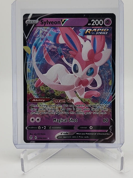 Sylveon V  74/203 Pokémon TCG Evolving Skies