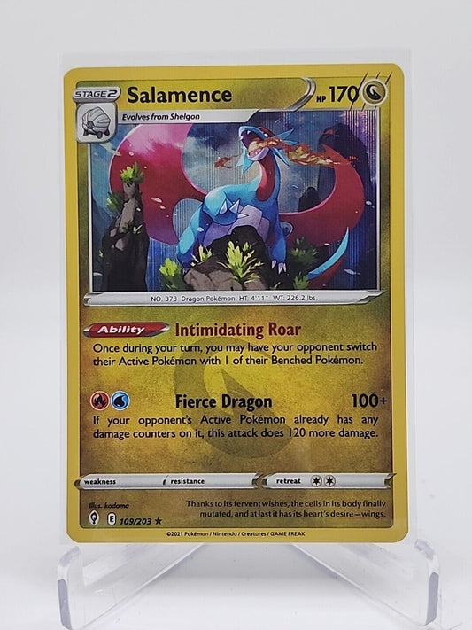 Salamence [Holo]  109/203 Pokémon TCG Evolving Skies