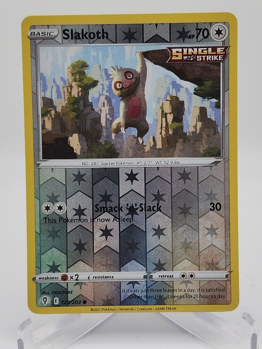 Slakoth [Reverse Holo]  129/203 Pokémon TCG Evolving Skies